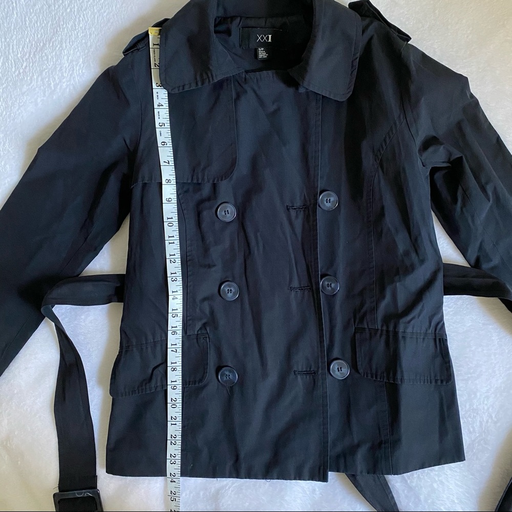 SOLD❌ Forever21 Navy Lightweight Belted Trench - Picture 7 of 10